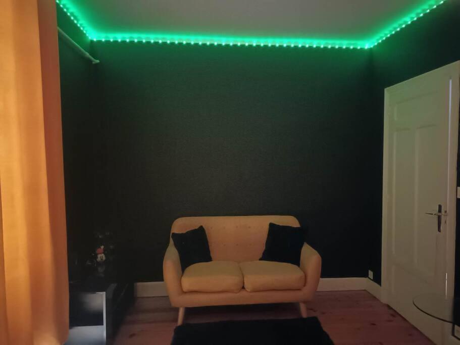 L'Appart De Babou Rez De Chaussee Parking Free Draps Wifi Thiers Exteriér fotografie